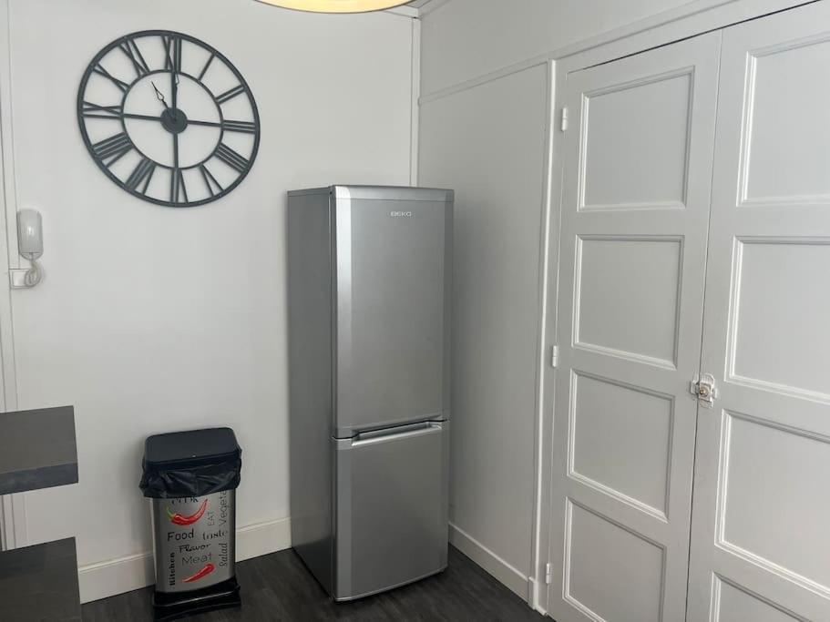 Appartement Proche Des Facs Lebon Clermont-Ferrand Bagian luar foto