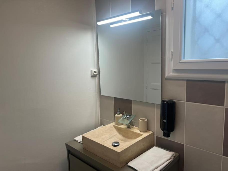 Appartement Proche Des Facs Lebon Clermont-Ferrand Bagian luar foto