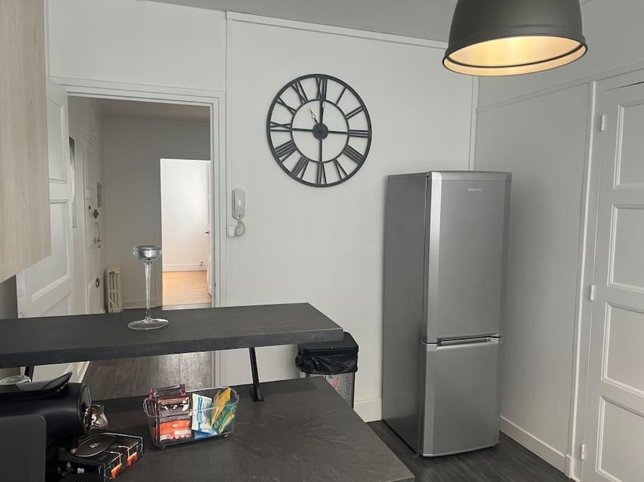 Appartement Proche Des Facs Lebon Clermont-Ferrand Bagian luar foto